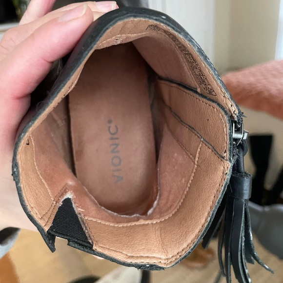 Women’s Genuine Black Leather Vionic Ankle Boots Booties Size 10 - Picture 6 of 9